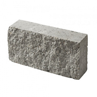 Кирпич полнотелый с двумя гранями колотой фактуры Besser на сером цементе